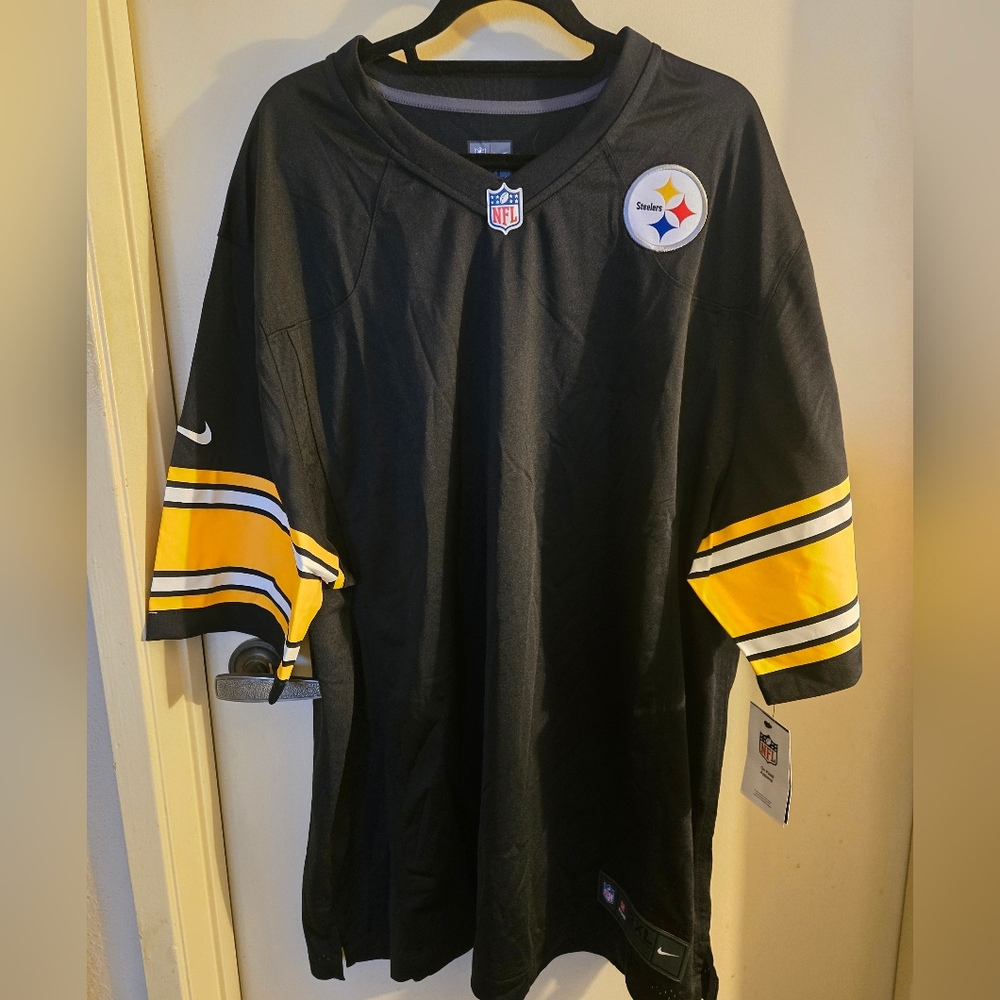 NWT NIKE NFL Steelers Black and Gold Jersey